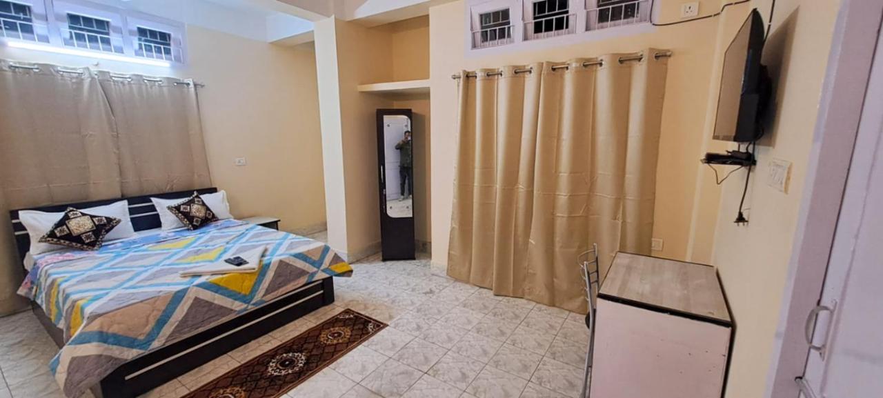 Green Vista Homestay Guwahati Buitenkant foto