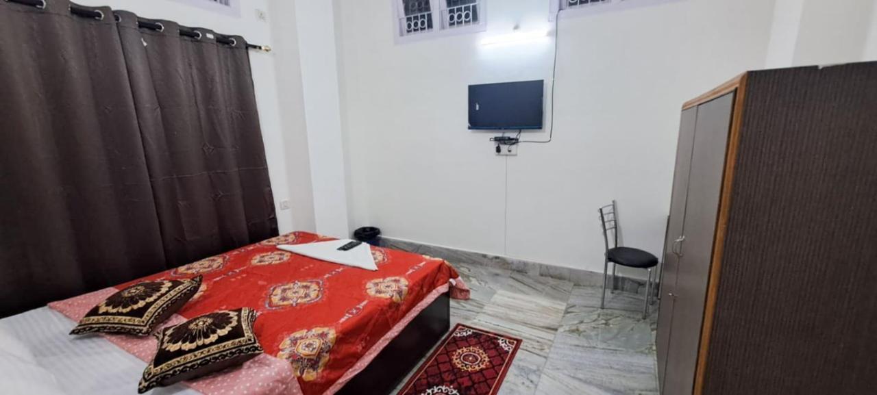 Green Vista Homestay Guwahati Buitenkant foto