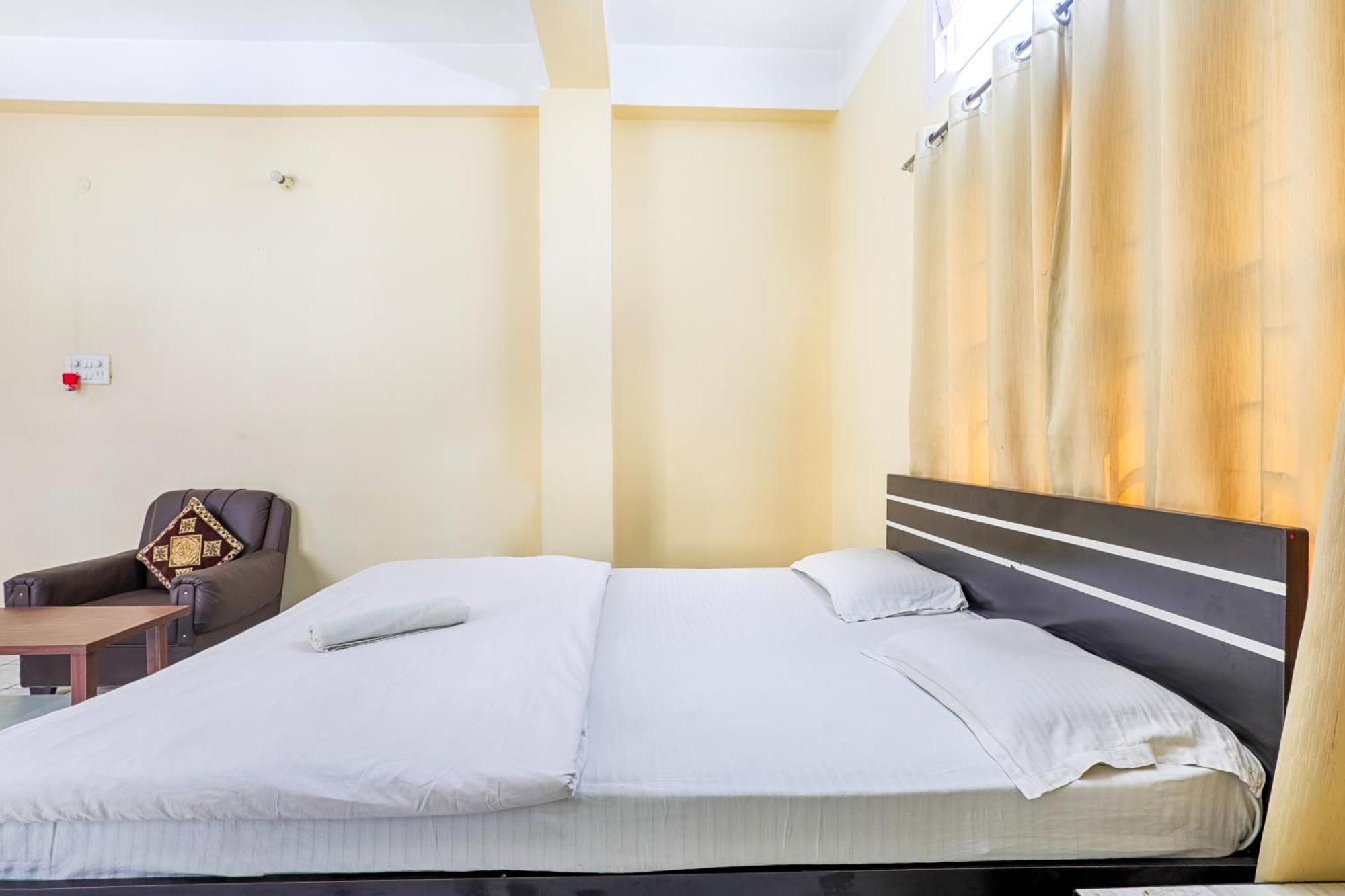 Green Vista Homestay Guwahati Buitenkant foto