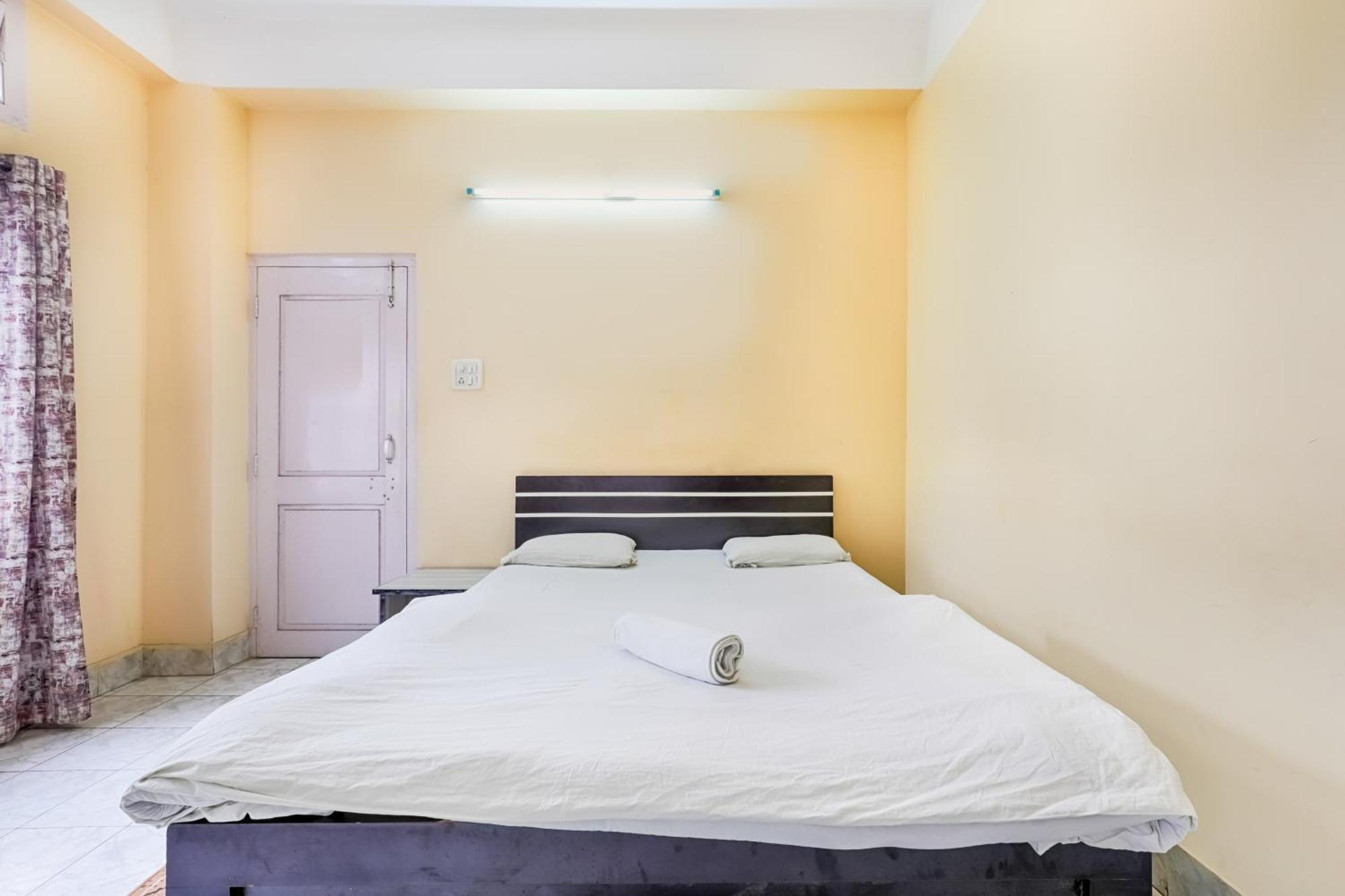 Green Vista Homestay Guwahati Buitenkant foto